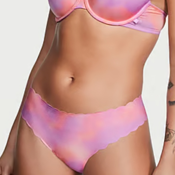 V.S.-2pc(Pink Blur) Wear Everywhere Push Up Bra & Scalloped Thong-40C /S - Picture 2 of 6